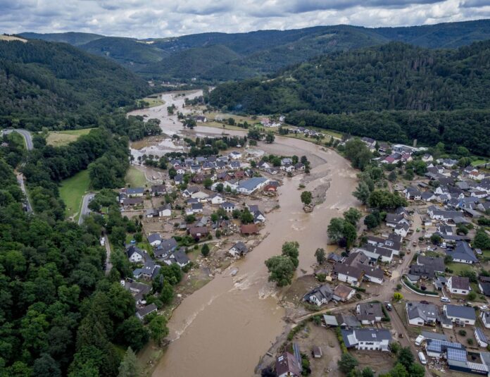 Breaking News: Death toll over 120 in Germany, Belgium floods as rescues continue