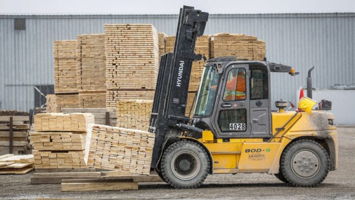 Breaking News: Lumber prices crash 70 per cent from record highs as party ends for producers
