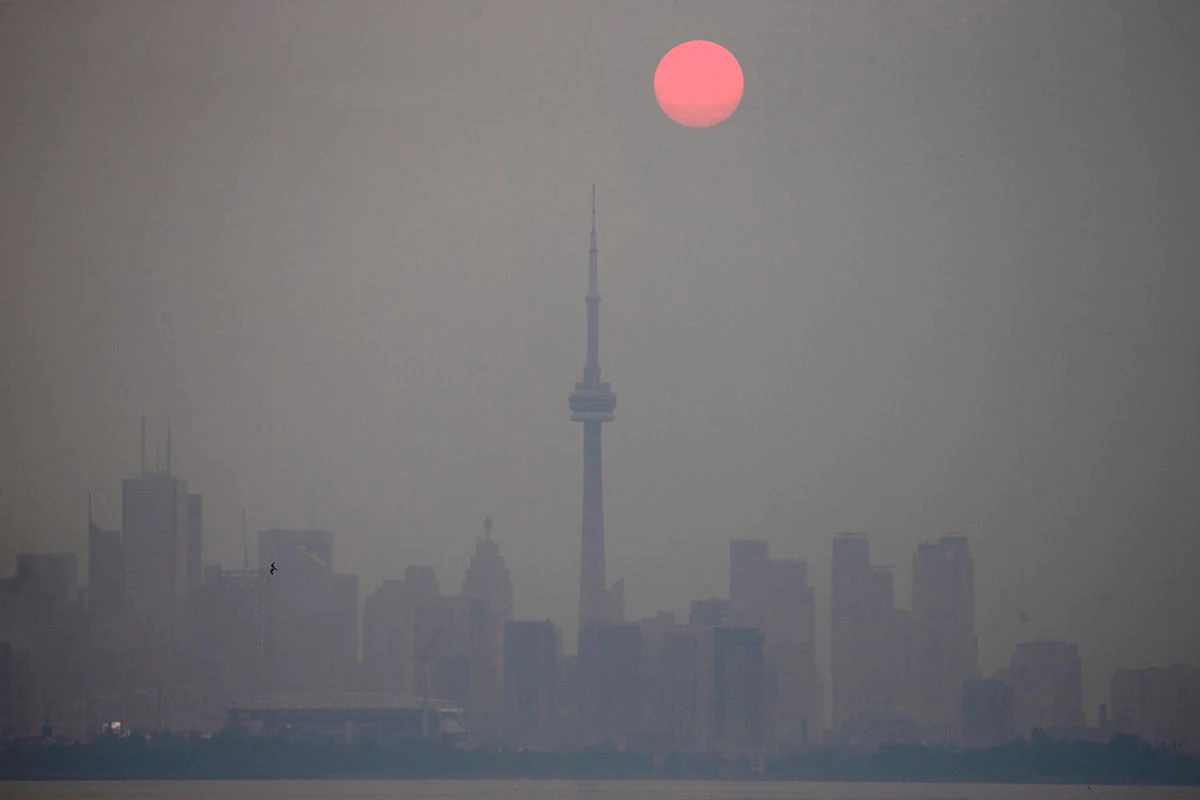 Breaking News: Wildfires in Canada: Here’s how bad the air quality is now, and when the smoke is expected to clear