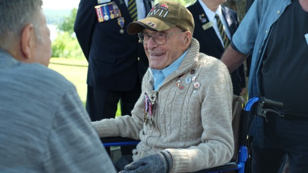 Breaking News: Quilt of Valour presented to 99-year-old Sudbury war veteran Alfred Cyr